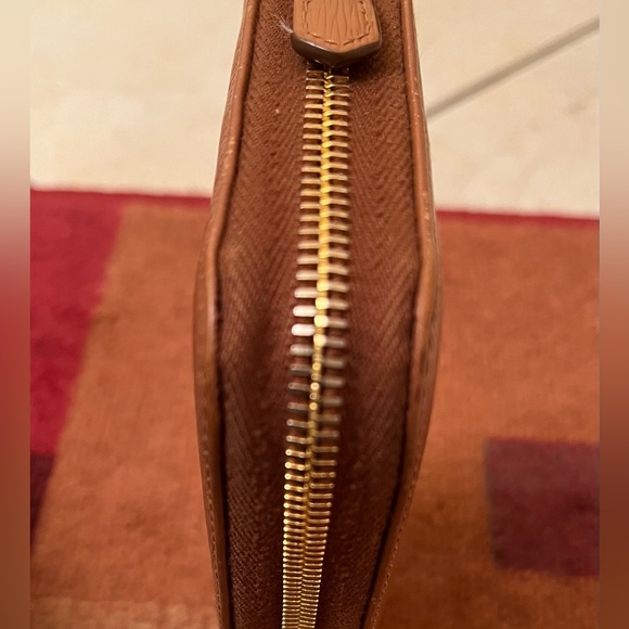 Prada Saddle Brown Saffiano Leather Zippy Wallet w/Authenticity Card & Gift Box - Picture 10 of 16